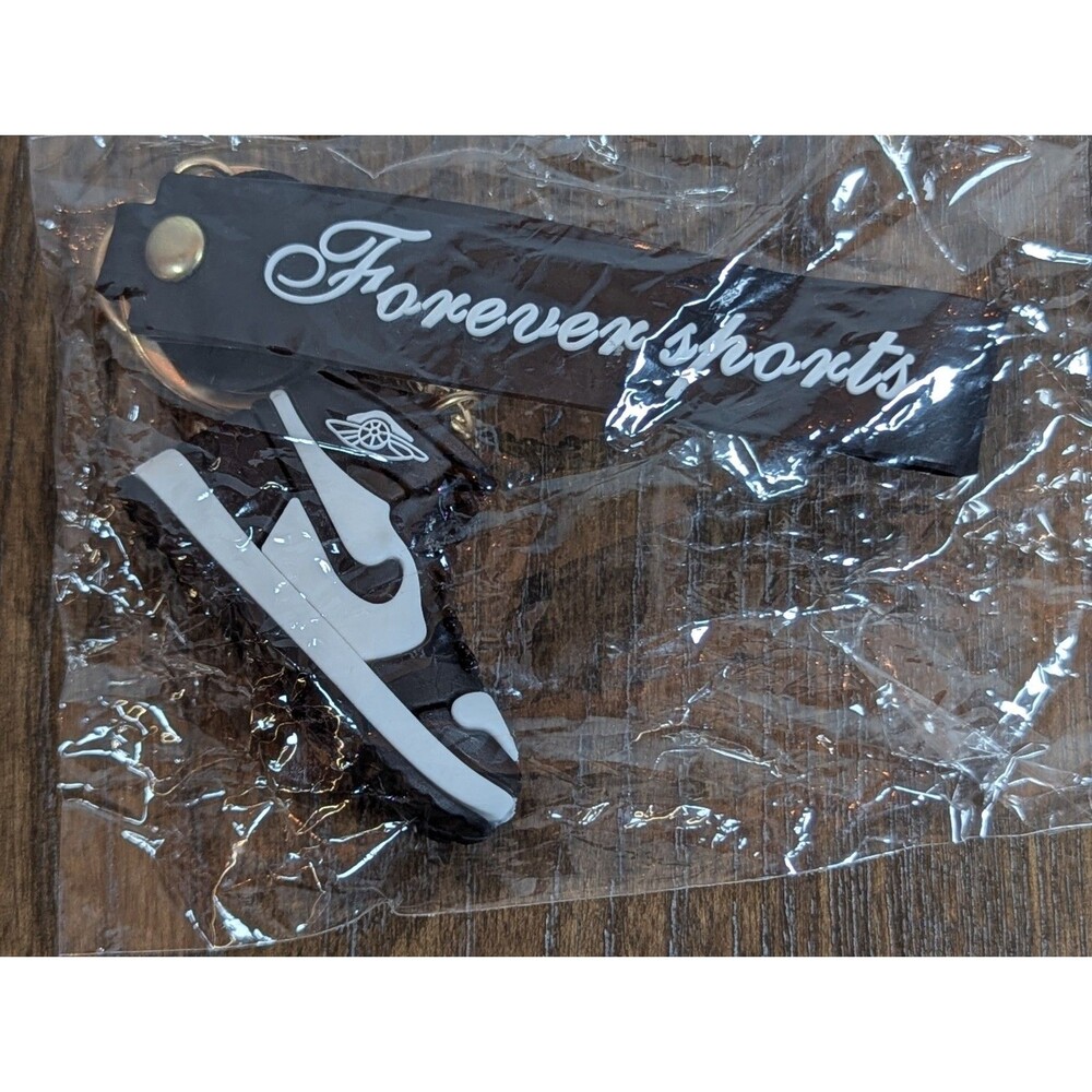 NIP Nike Air Jordan Sneaker Key Chain White Black Forever Sports Basketball